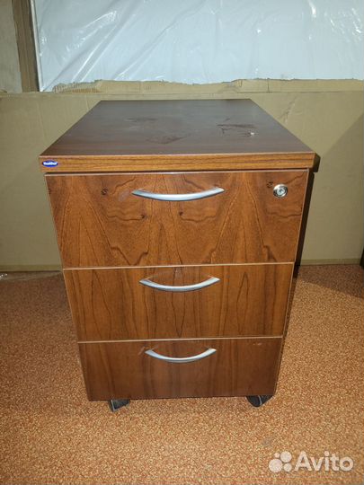 Тумба выкатная