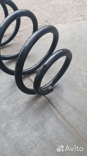 Передняя пружина VAG