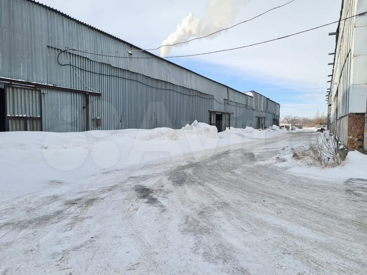 Склад, 910 м², 330 м2