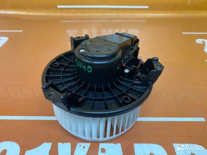 Моторчик печки Toyota Highlander