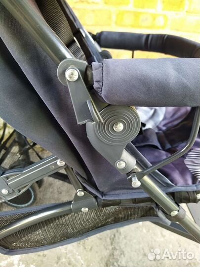 Прогулочная коляска трость babyton