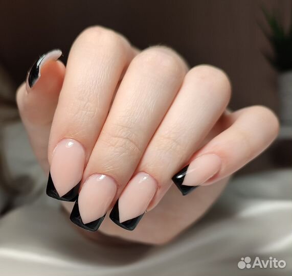 Мастер маникюра