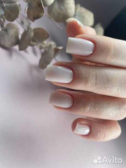 Мастер маникюра и педикюра / покрытие гель-лак