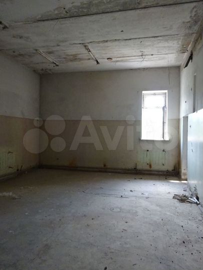 Свободного назначения, 586 м²