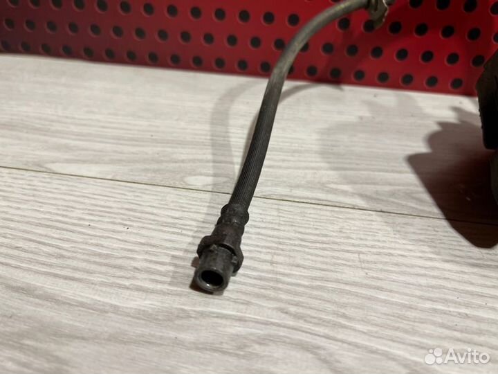 Суппорт задний левый Bmw X5 F15 2017