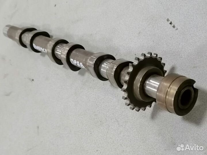 Распредвал выпуск правый Chrysler Concorde 1999