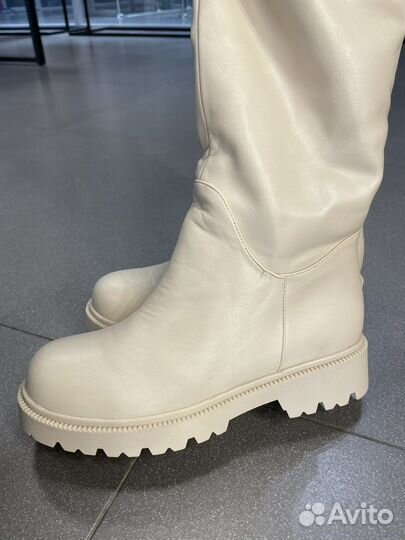 Сапоги женские новые