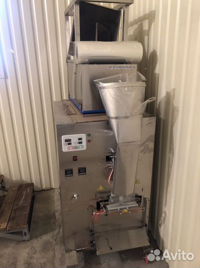 Фасовочный упаковочный аппарат