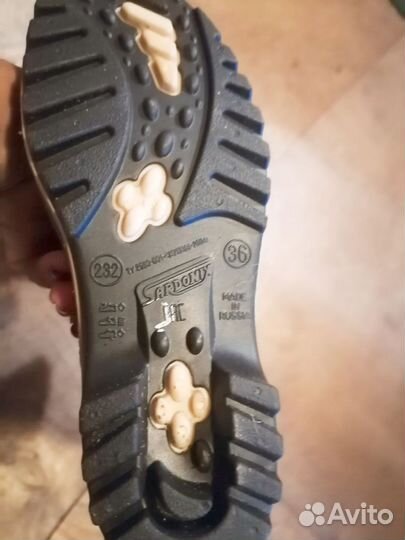 Резиновые сапоги