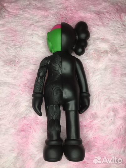 Kaws Anatomy 37см