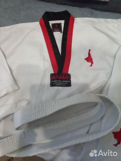 Костюм для тхэквондо
