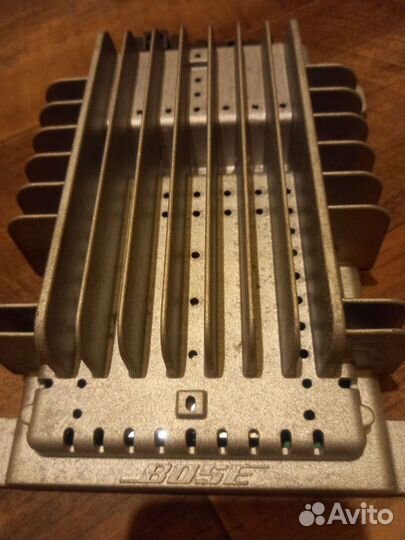 Автомобильный усилитель