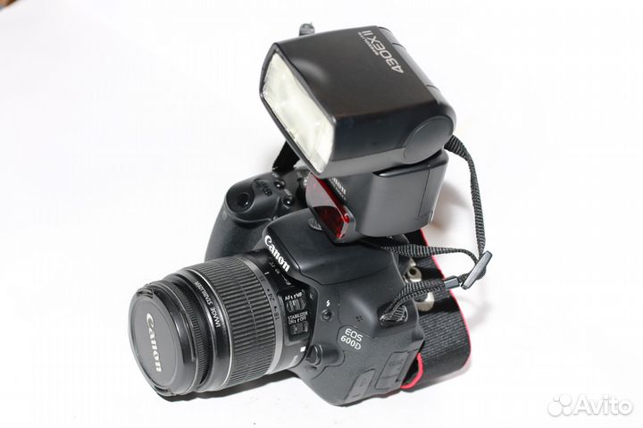 Canon 600D kit + вспышка
