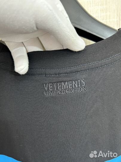 Футболка оверсайз Vetements