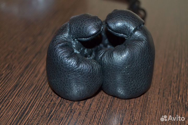 Сувенирные боксерские мини перчатки из кожи