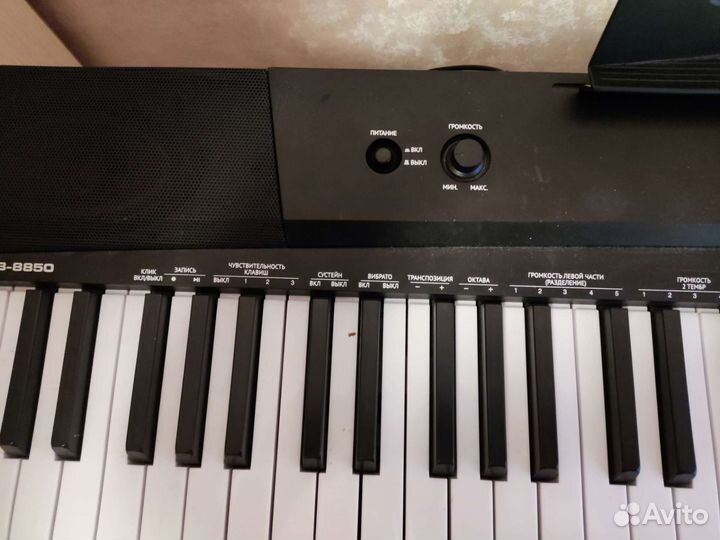 Цифровое фортепиано Tesler KB-8850