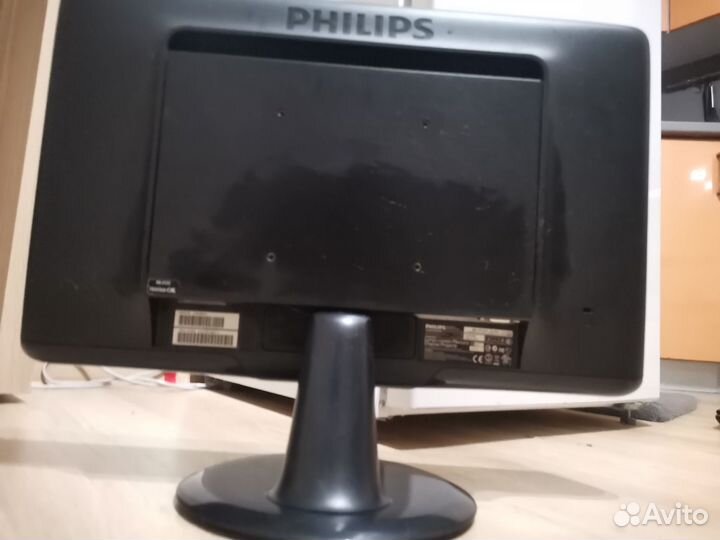 Монитор Philips 192E2SB2