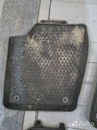Оригинальные коврики Volkswagen Polo Sedan