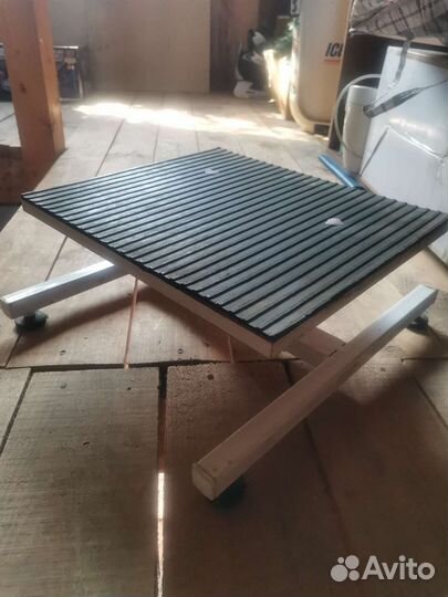 Подставка для ног педикюрная