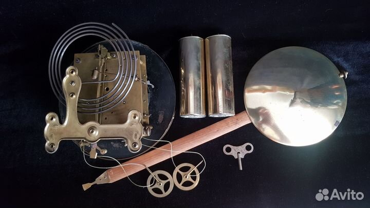 Механизм от настенных венских часов. Gustav Becker