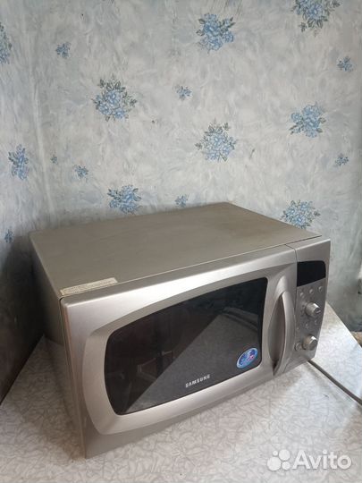 Микроволновая печь Samsung c105r