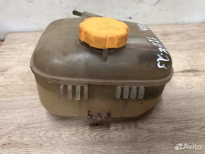 Расширительный бачок Opel Astra h