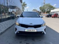 Kia Rio 1.6 AT, 2021, 5 600 км, с пробегом, цена 1 730 000 руб.