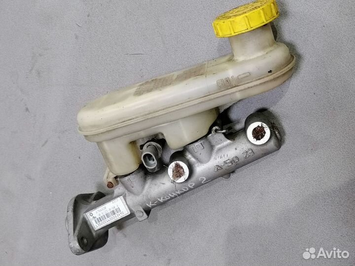 Главный тормозной цилиндр Chrysler Concorde 1999