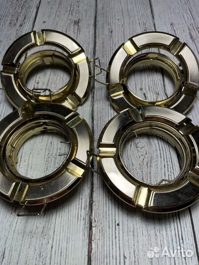 Светильник потолочный точечный 4 шт