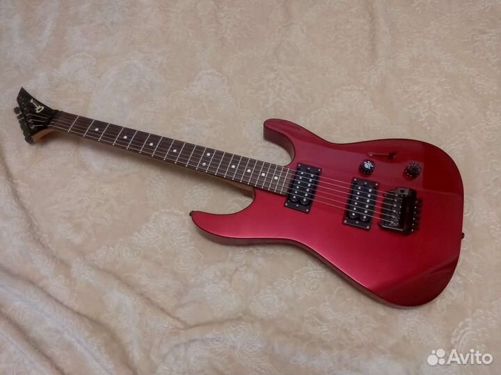 Электрогитара Charvel Dinky Japan