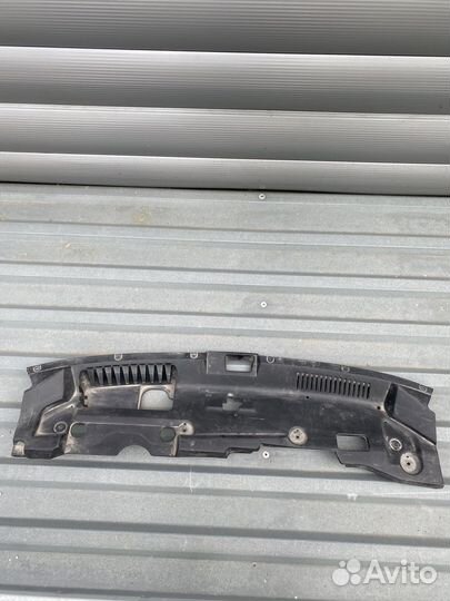 Кожух замка капота мицубиси эклипс