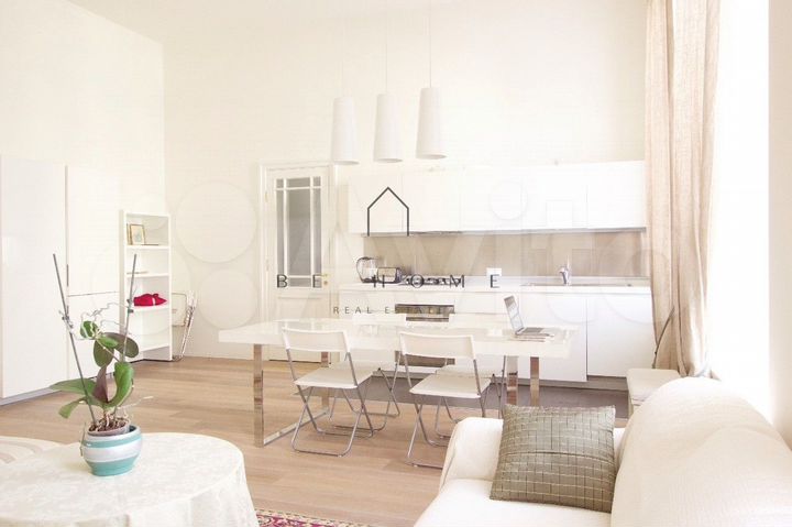 3-к. квартира, 100 м², 3/5 эт.