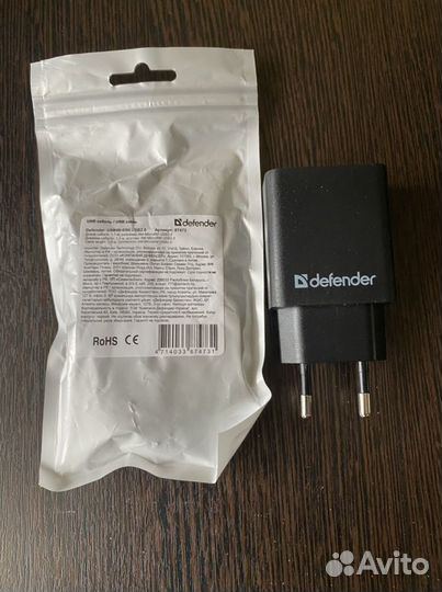 Зарядное устройство micro-USB/USB Defender новый