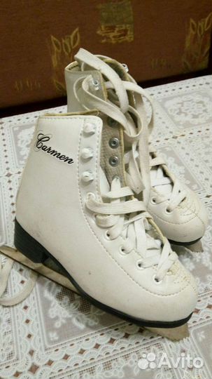 Коньки на р-р 29