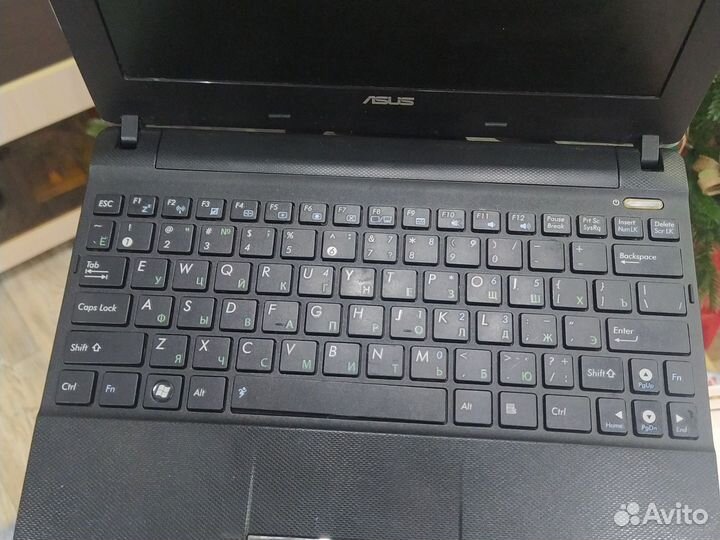 Нетбук asus
