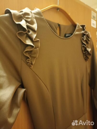 Вечернее платье в пол 42 44