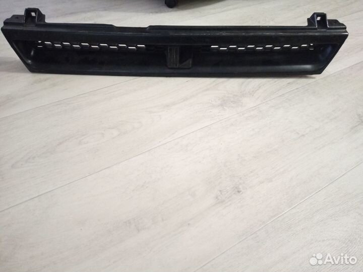 Решетка радиатора Nissan Langley BHN-13