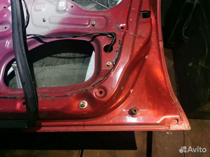 Subaru impreza дверь