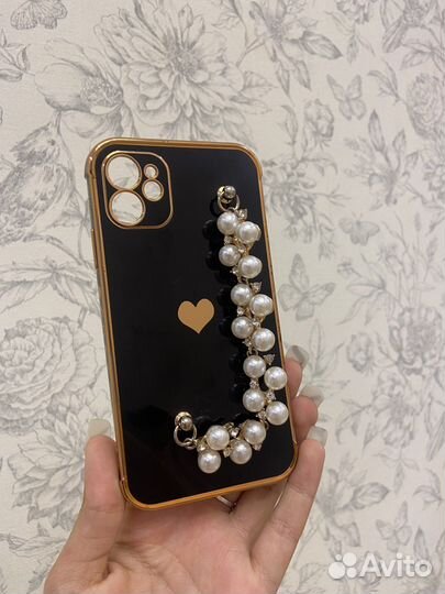 Чехол на iPhone 11