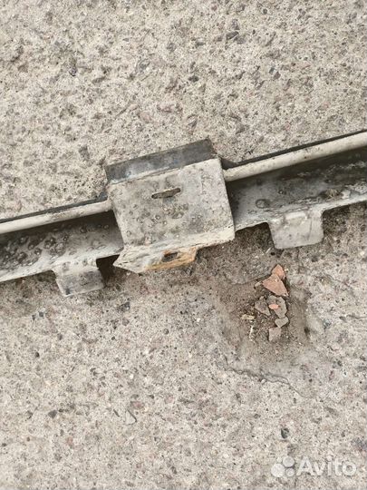 Губа на бампер Ford Explorer 1