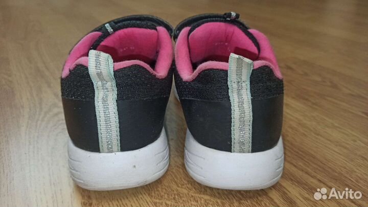 Кроссовки 31