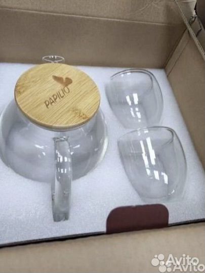 Набор чайник и 2 стакана