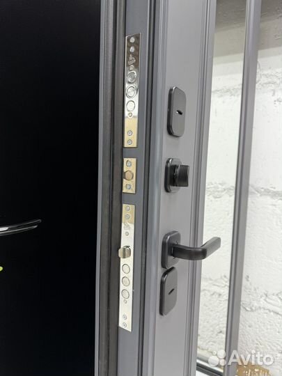 Дверь входная Штамп термо