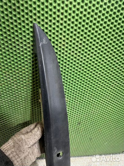 Накладка крышки багажника Chevrolet Lanos