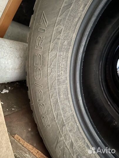 Nokian Tyres Hakkapeliitta 9 SUV 235/65 R17 108T