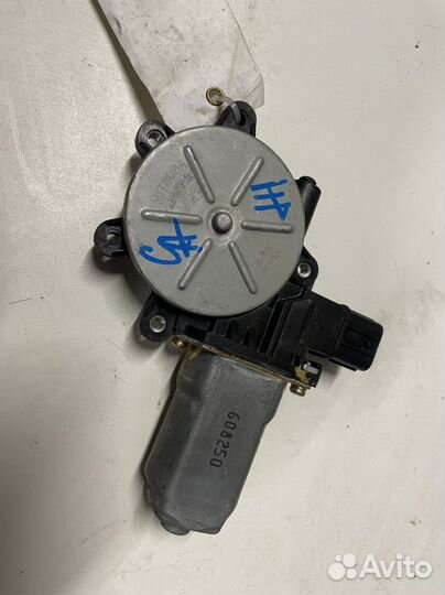 Моторчик стеклоподъемника левый Outlander CU