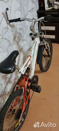 Продаётся велосипед подростковый