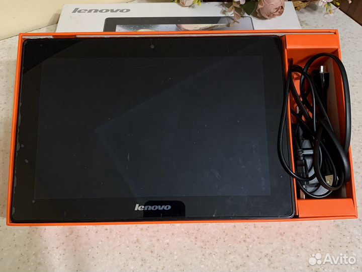 Планшет lenovo