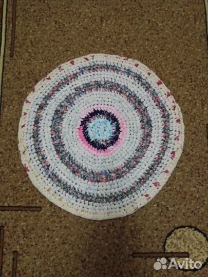 Коврик ручной работы