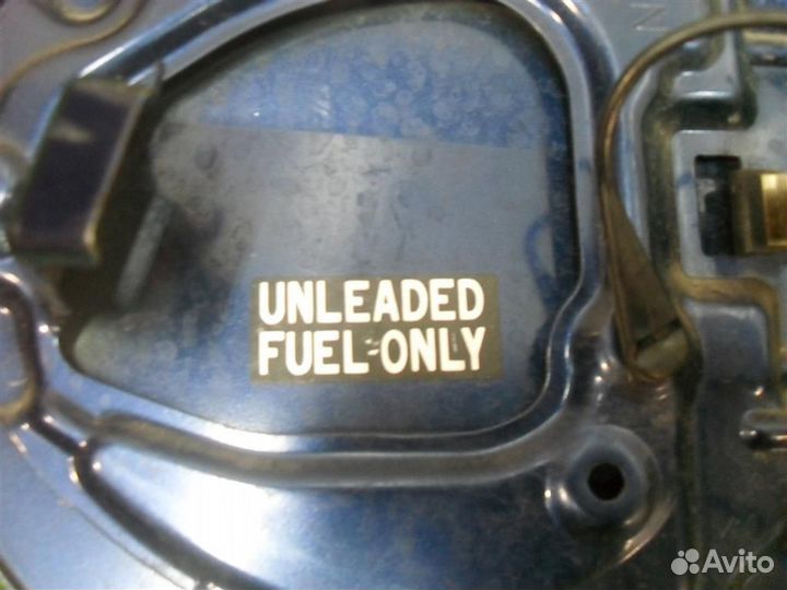 Лючок топливного бака Toyota Corolla Verso R1 2004